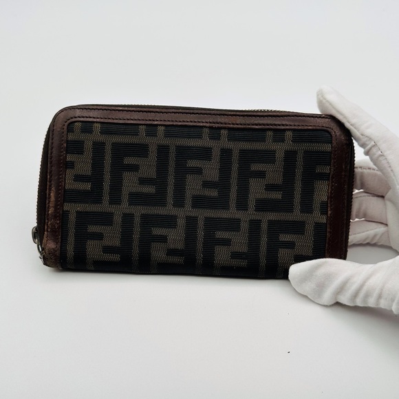 Fendi Handbags - Fendi Unisex Wallet